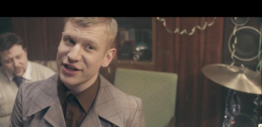 скриншот с видео