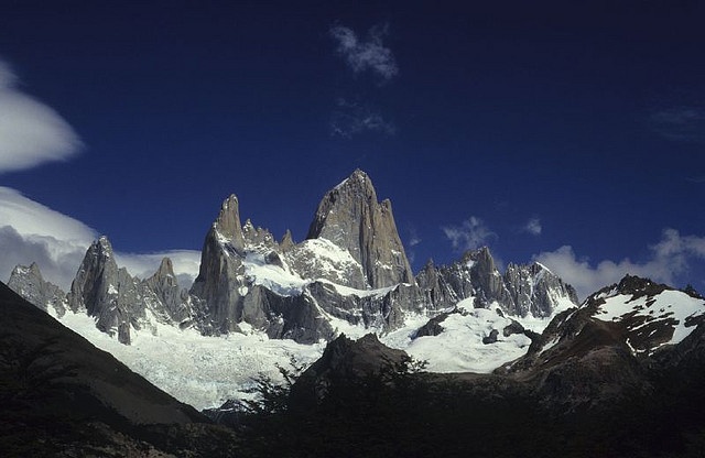 Серро-Торре, Аргентина и Чили